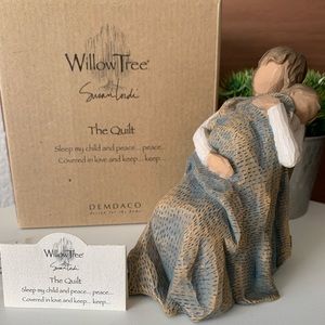 Willow Tree Figurine (The Quilt)